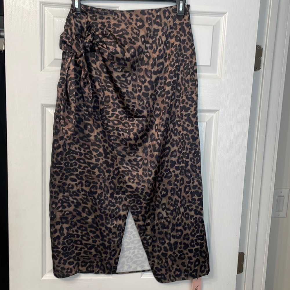 Leopard Spot Midi Skirt!!!